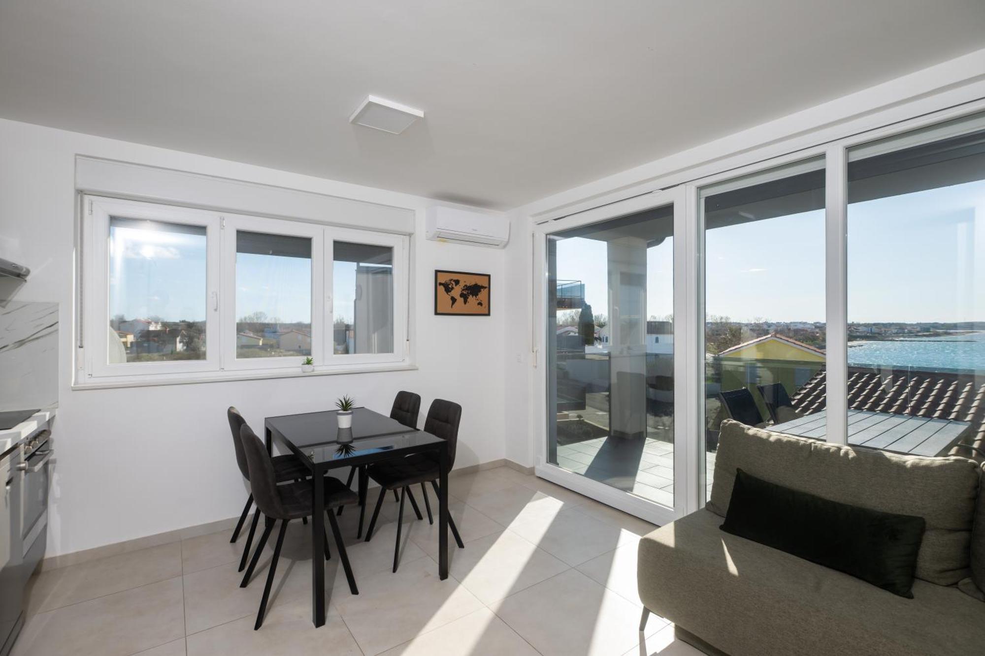 Sunshine Bay Apartment นิน ภายนอก รูปภาพ
